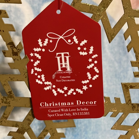 Holiday snowflake table top accessory 14” - Picture 2 of 5